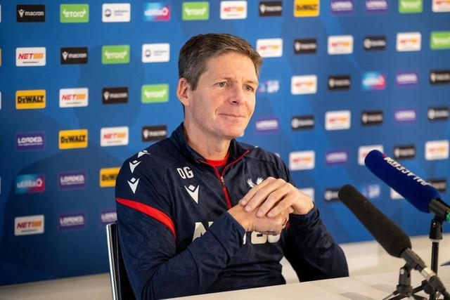 新2国际官网-格拉斯纳:蓝军边锋很难防,埃斯特旺、加纳乔等人速度非常快