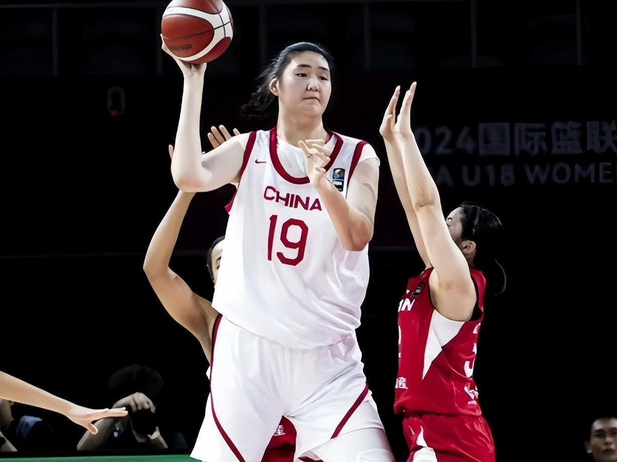 新2网址-女版姚明暂离国家队,短期弃用非浪费天赋,长期打磨方出顶级内线